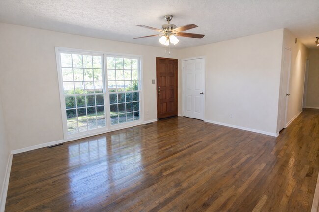 Foto del edificio - 4206 Old Rock Cut Rd