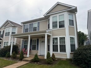 Building Photo - 1369 W Taylor Rd