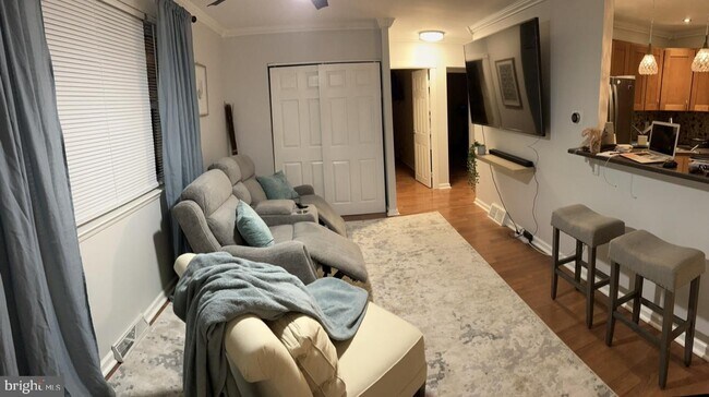 Foto del edificio - 10869 Harrow Rd