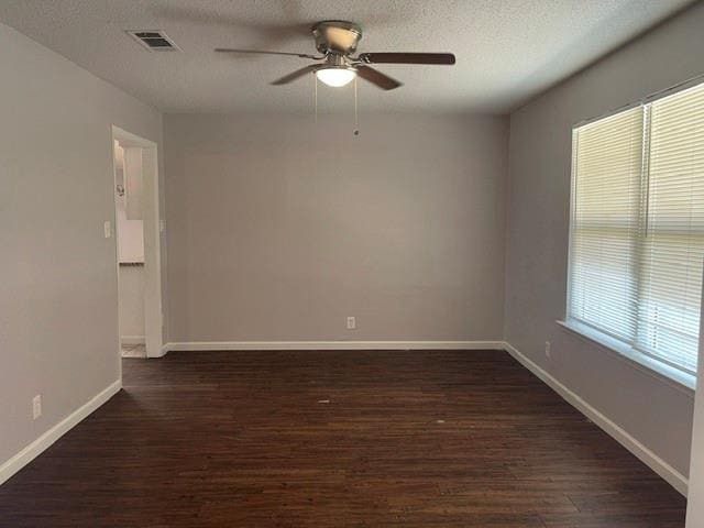 Building Photo - 2232 Shady Brook Dr