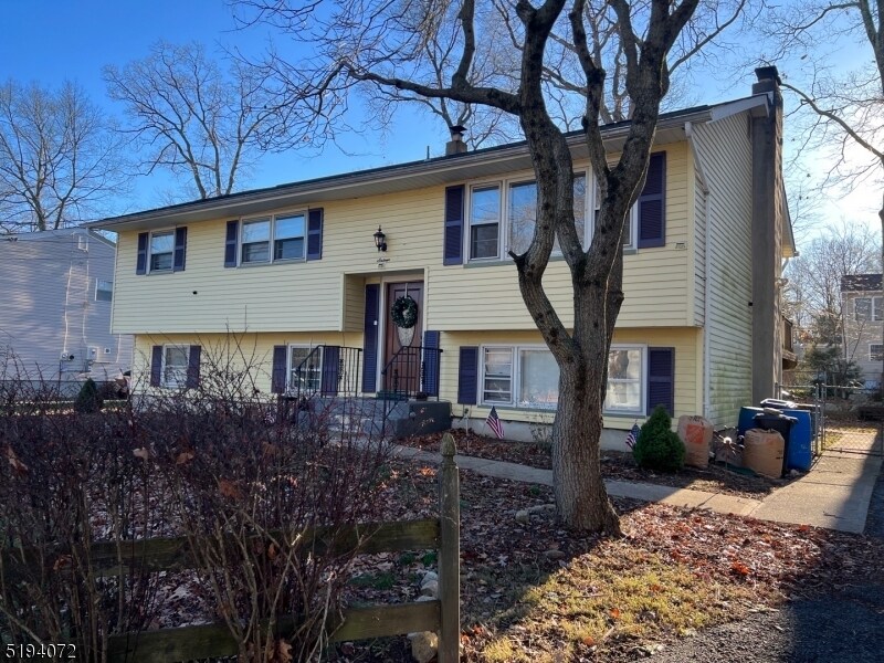 Primary Photo - 16 Richards Rd