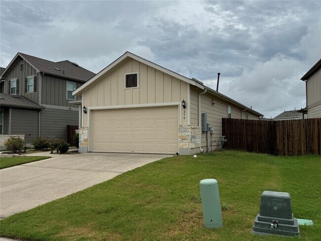 Building Photo - 250 Zuma Dr