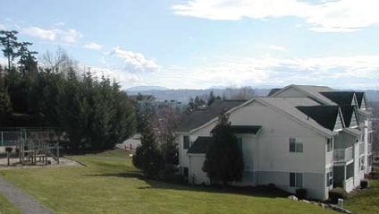 Building Photo - Pyramid Pointe Apartments