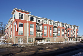 Emerson Hills Apartments Photo