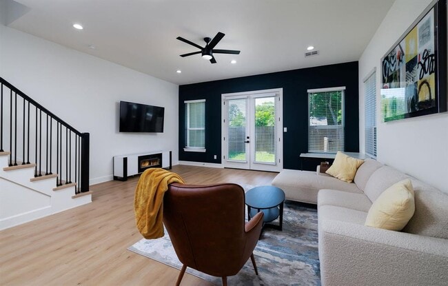 Building Photo - 3546 Seabrook St