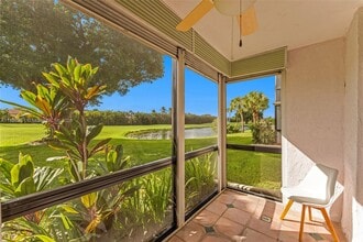 Building Photo - 9811 N Hollybrook Lake Dr