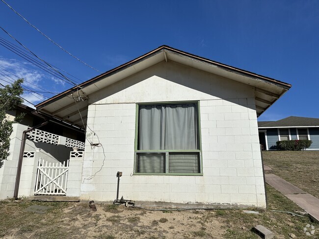 Building Photo - 387 Leleihoku St