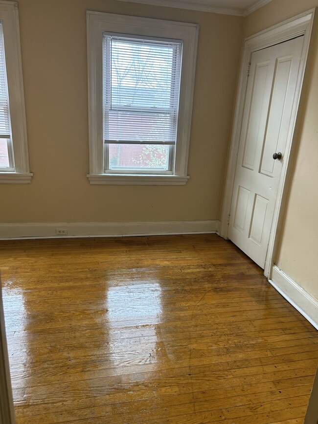 Building Photo - 33 W Fayette St