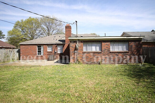 Building Photo - 4157 Navaho Ave