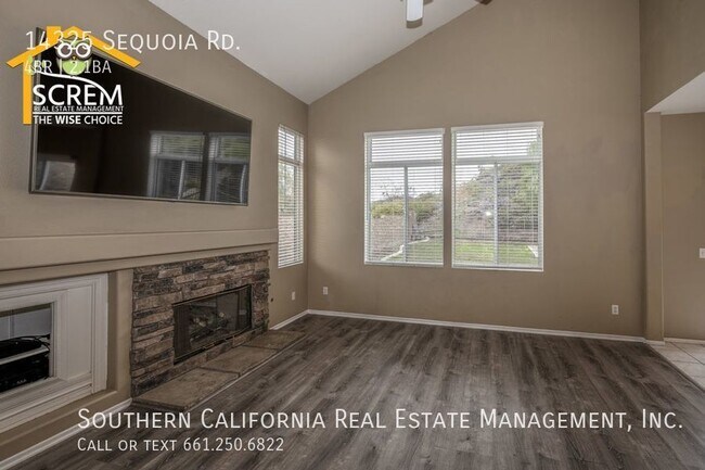 Building Photo - Four Bedroom Home in Canyon Country