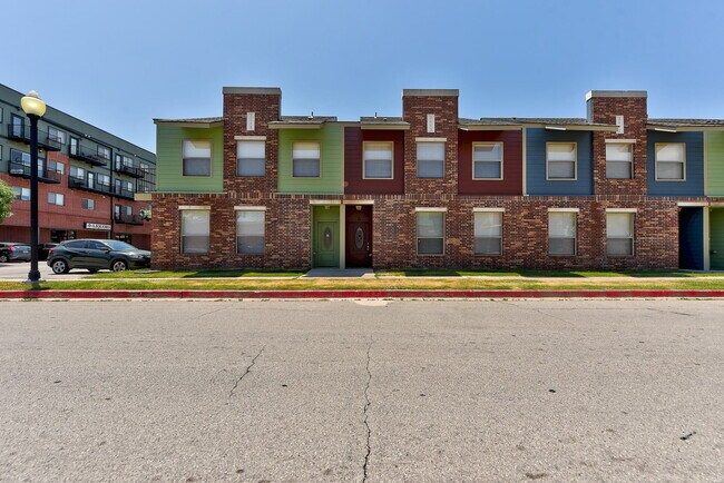 Foto del edificio - 2113 Houston Ave