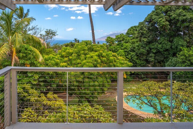 Foto del edificio - Unfurnished 3 Bed/2 Bath Beautiful Maui Me...