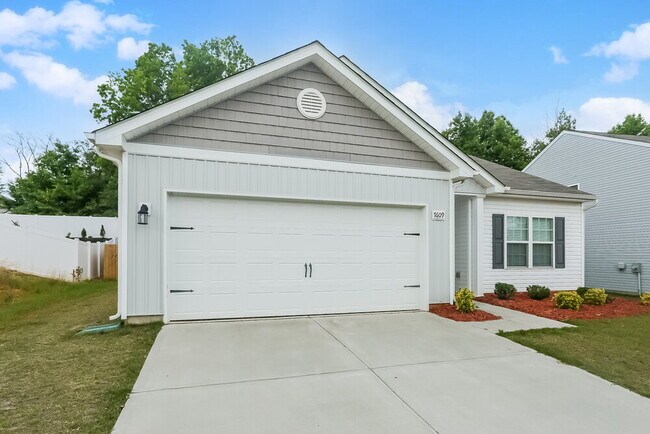 Foto del edificio - 7609 Malden Park Dr
