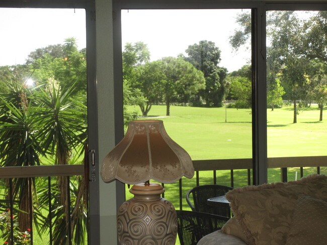 Building Photo - 18479 SE Wood Haven Lane B Tequesta Fl 33469