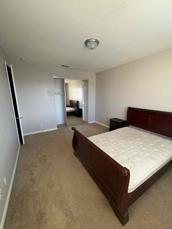 Foto del edificio - 14584 Sleepy Creek Dr