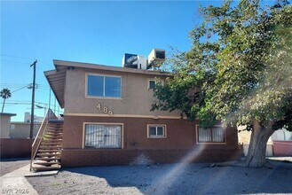 Building Photo - 489 North Cir