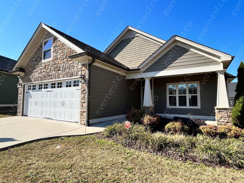 8411 Kennerly Ct, Ooltewah, TN 37363 House for Rent in Ooltewah, TN