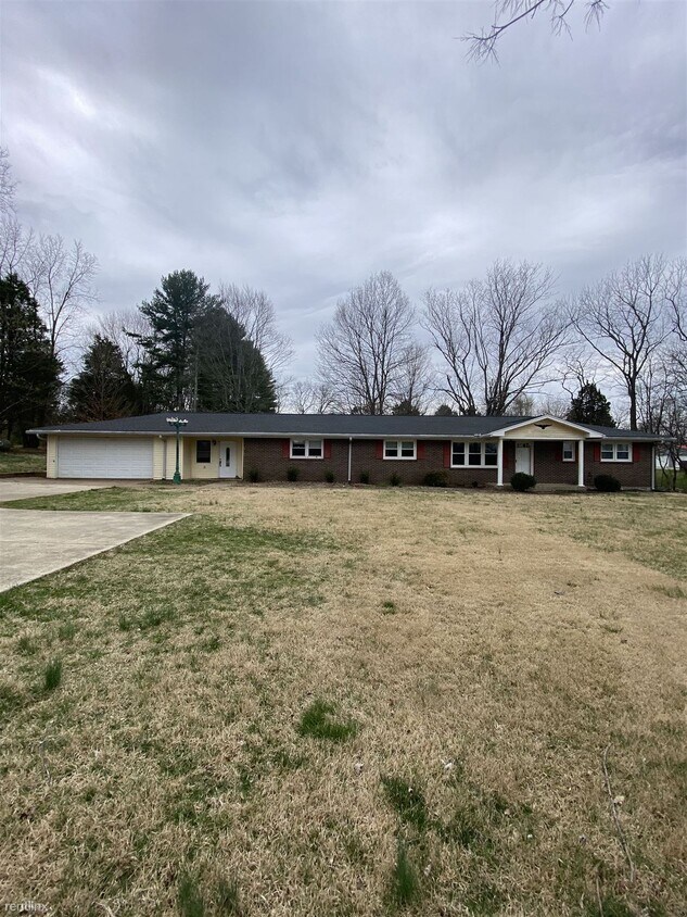 2627 Richpond Rockfield Rd, Bowling Green, KY 42101 House Rental in