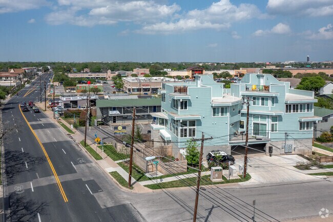 Foto de contexto - 4001 Red River St