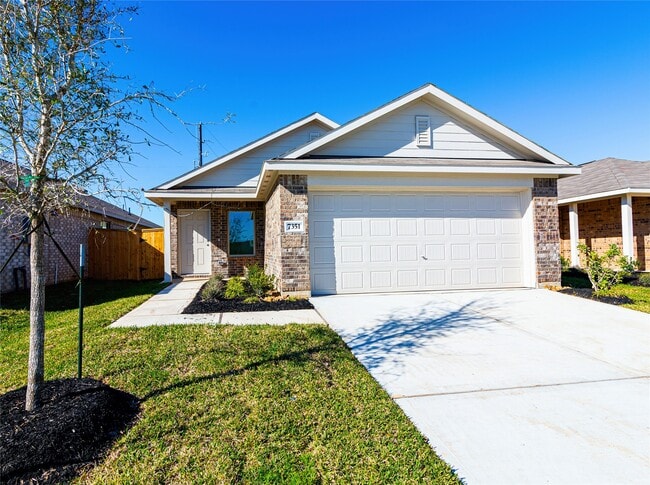 Building Photo - 7351 Gorrion Dr