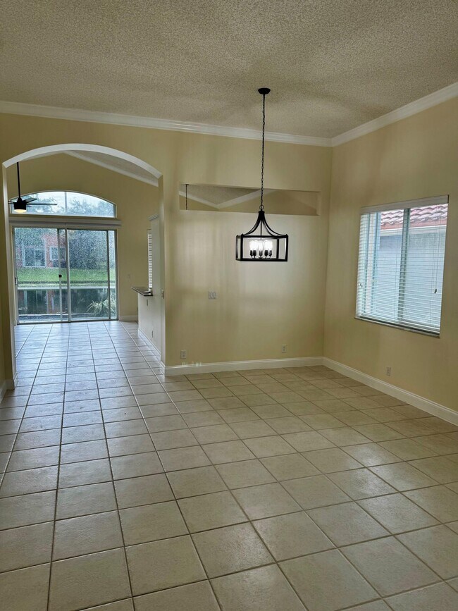Building Photo - 5013 Ibis Pl