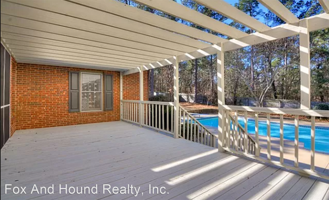 Foto del edificio - 3 br, 2.5 bath House - 200 Red Oak Lane