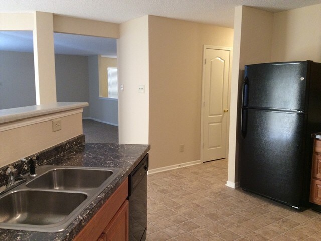 Foto del edificio - 12897 E 131st St