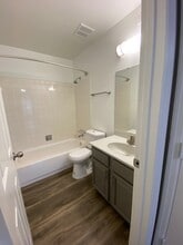 Building Photo - Arlington Apartments