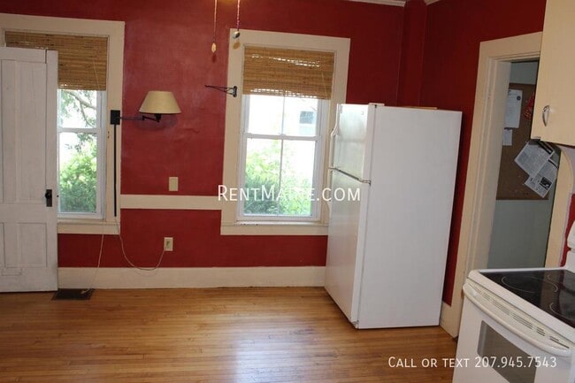 Building Photo - 6 Gilbert St