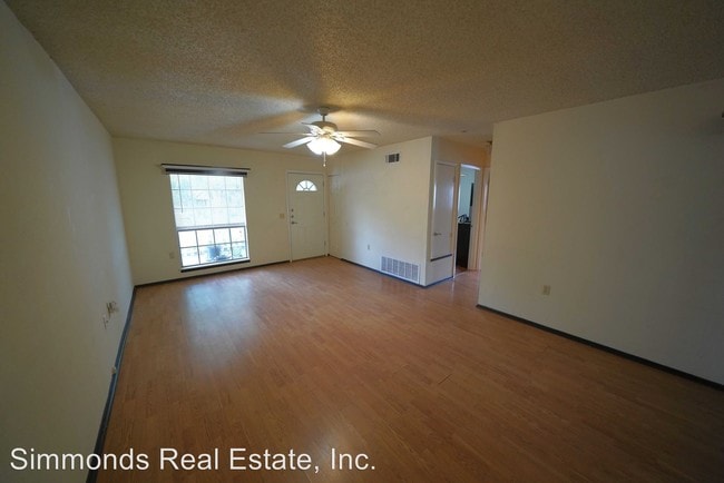 Building Photo - 3 br, 2 bath House - 11051 White Sands