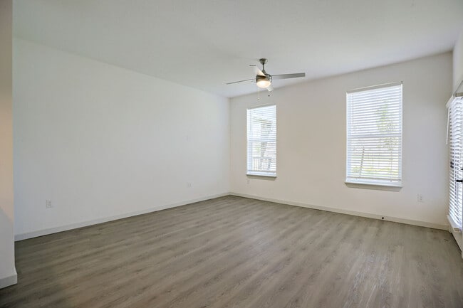 Corner windows flood your living room with Colorado sunshine in the BH-A1 (L) floor plan. Garrett Harvest Junction West — new apartments in Longmont, CO. - Garrett Harvest Junction West