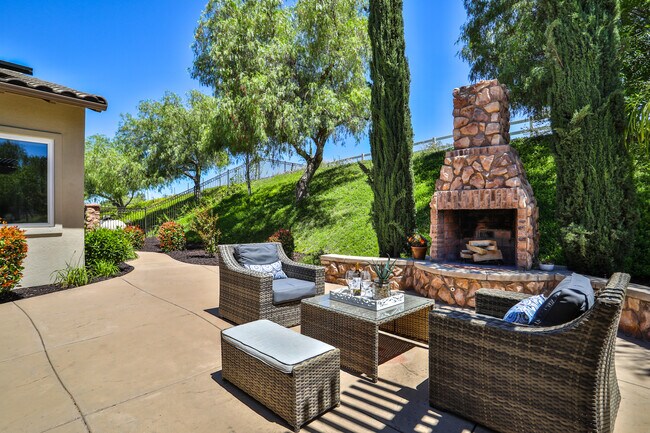 Foto del edificio - 39520 Colleen Way