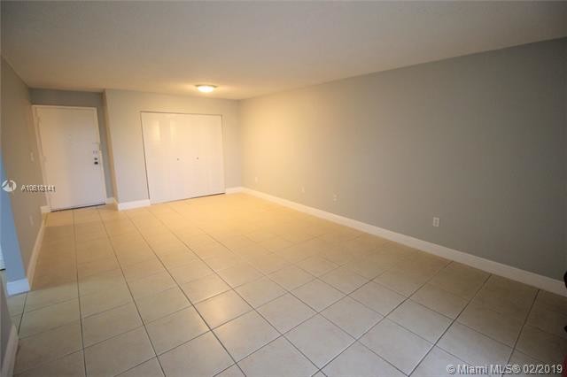 Foto del edificio - 8794 SW 12th St