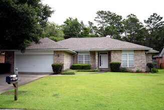Building Photo - 1659 Northridge Rd