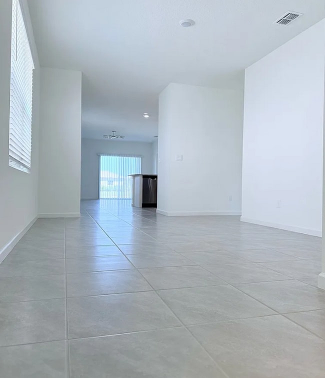 Building Photo - 12152 Rimini Wy