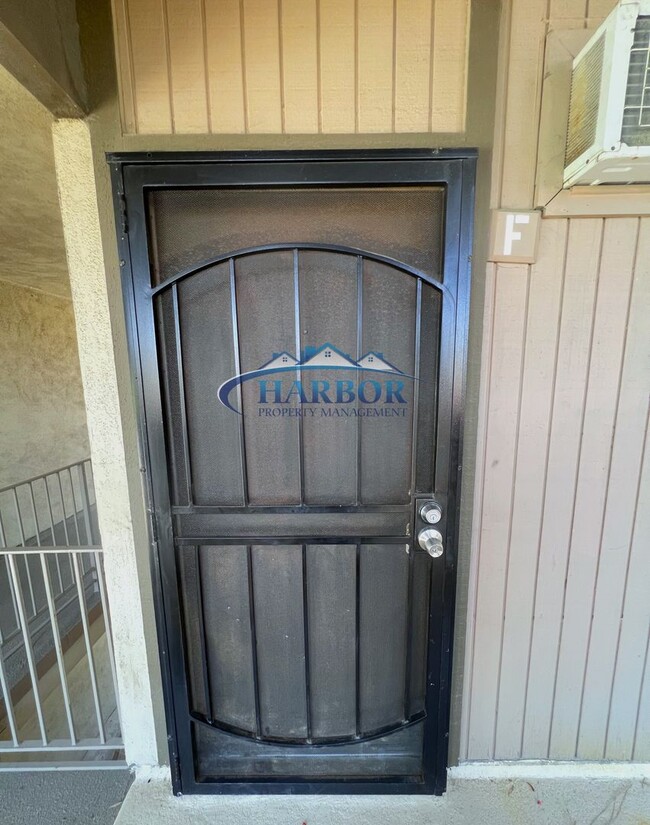 Foto del edificio - Charming Studio in Gated Community