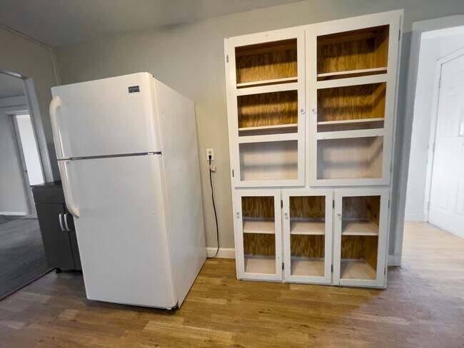 Foto del edificio - Detached Garage