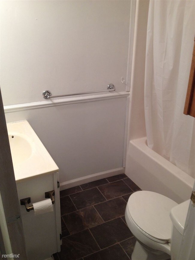 Foto del edificio - 622 James St