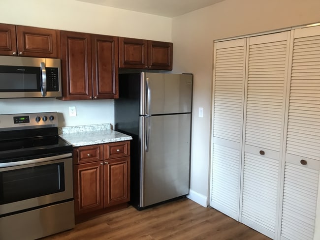 Photo - 1021 Delaware Dr (Colorado Springs, CO) Apartment