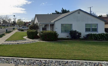 Building Photo - 400 Eureka Ave