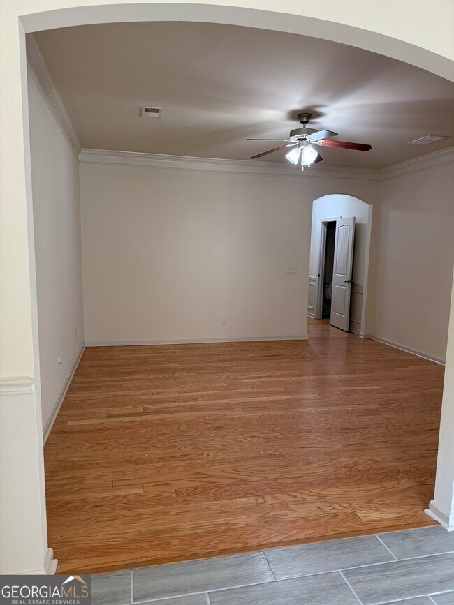 Foto del edificio - 2733 Knelston Oak Way