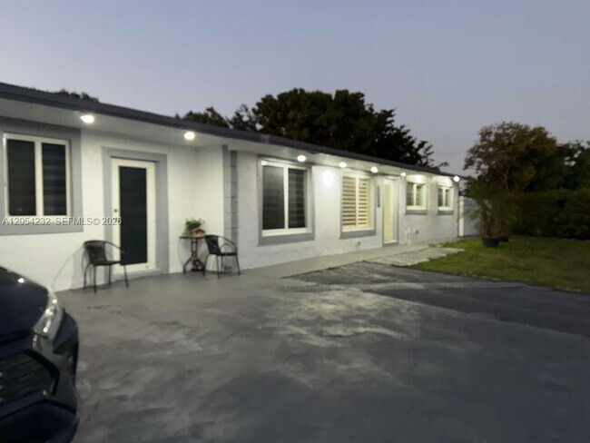 Building Photo - 5111 NW 178th Terrace