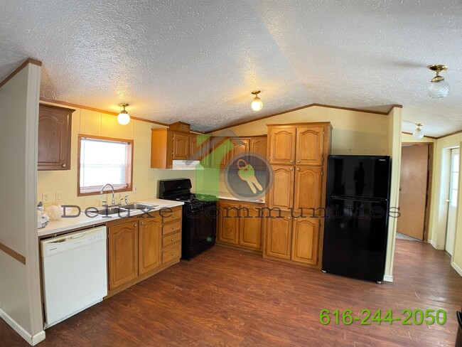 Foto del edificio - 2 Bed 2 Bath Mobile Home MOVE IN READY!!!