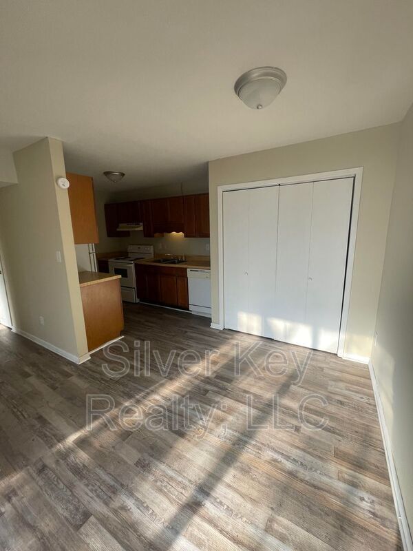 Foto del edificio - 311 Sunset Dr