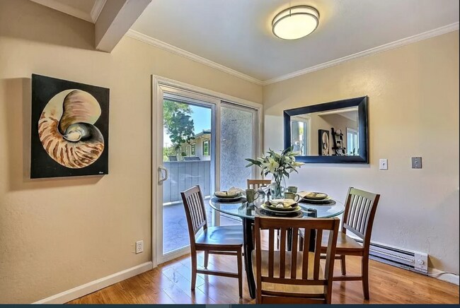 Foto del edificio - 7100 Rainbow Dr