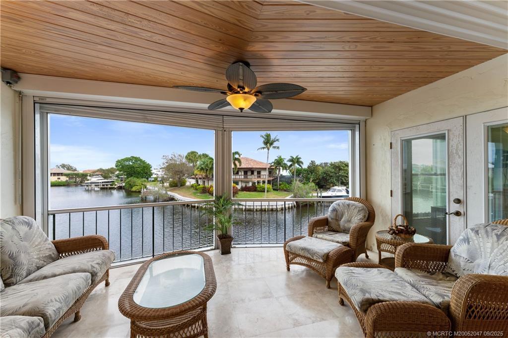 Foto principal - 3901 SE St Lucie Blvd