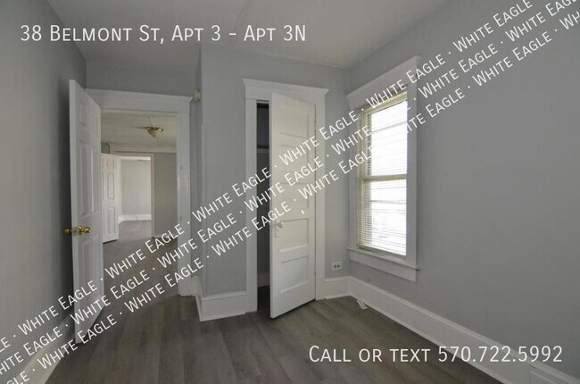 Building Photo - Belmont, 38 Belmont St, Apt 3N