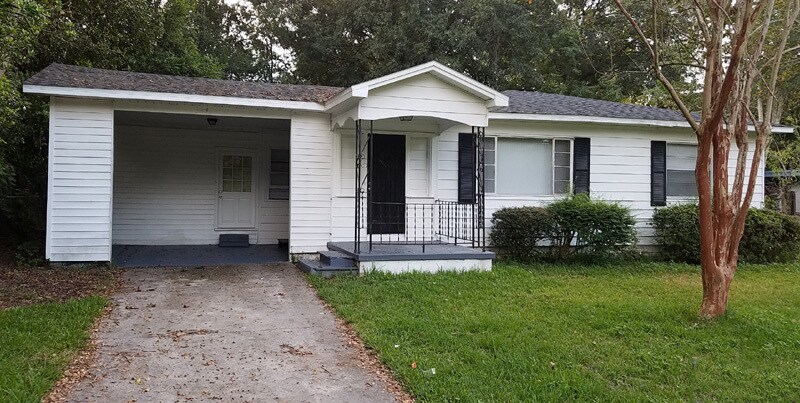 Foto principal - 3470 Brookhaven Dr