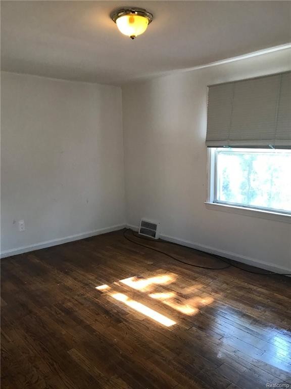 Foto principal - 18711 Greenfield Rd