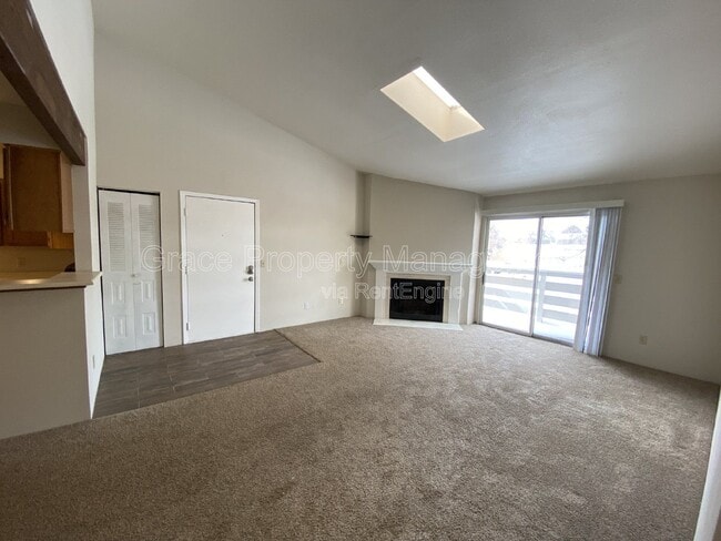 Photo - 3318 S Ammons St Apartment